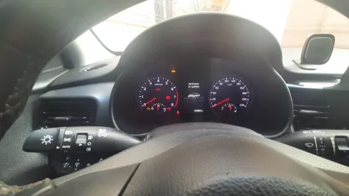 Kia kia stonic 2023 tt