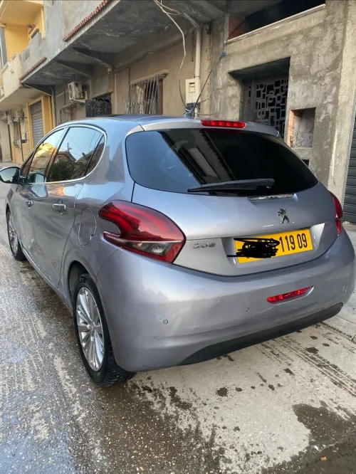 Peugeot 208 2019 Allure