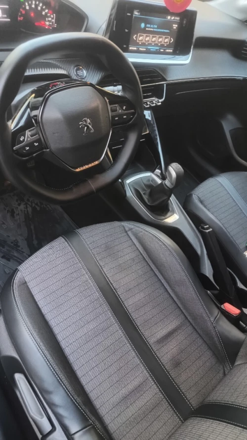 Peugeot 208 2022 Allure