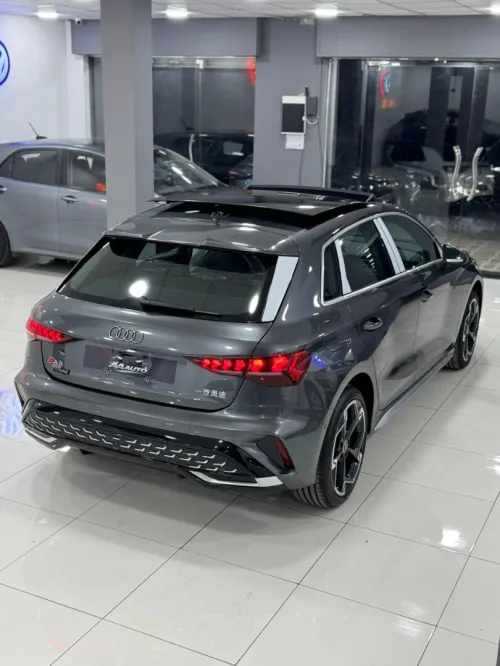 Audi A3 Sportback 2026 Flying spur Edition Premium + Pack Lux 