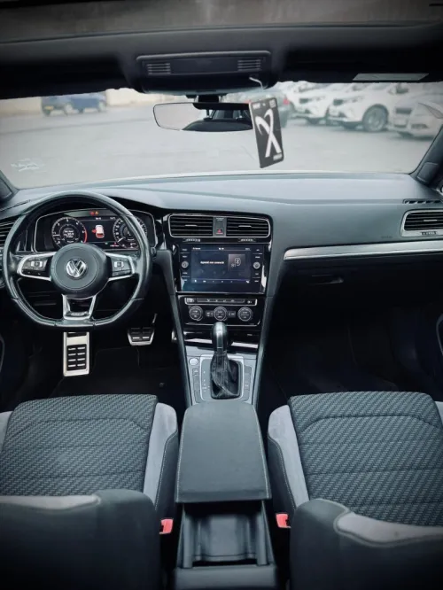 Volkswagen Golf 7 2018 R-Line