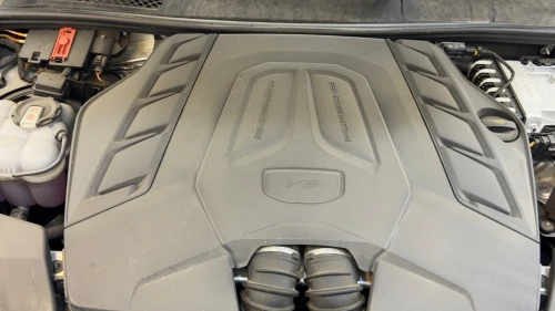 Porsche CAYENNE 2025 GTS V8