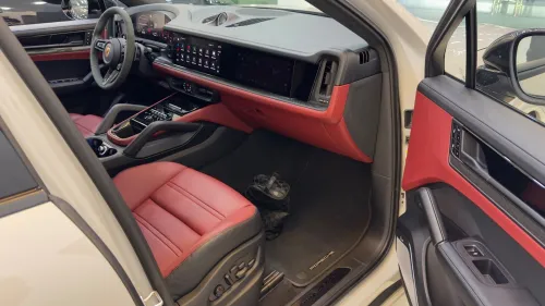 Porsche CAYENNE 2025 GTS V8