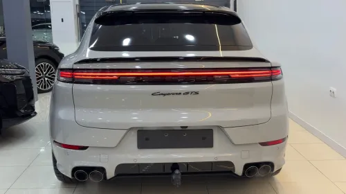 Porsche CAYENNE 2025 GTS V8