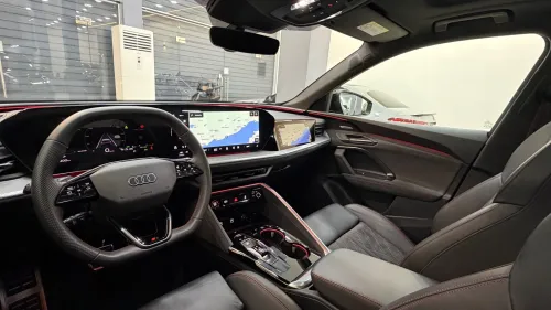 Audi Q5 2025 SLINE