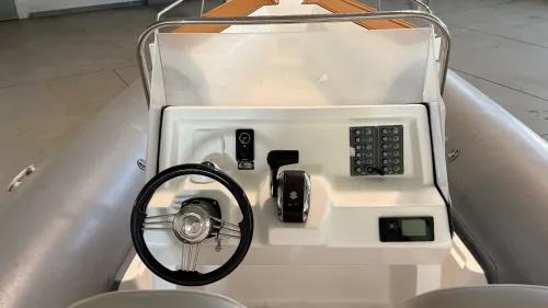 SEMI RIGIDES 350 T.P MARINE 8 MÈTRES 2026