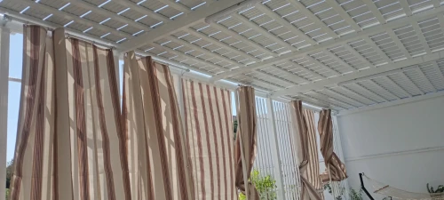 Tinda et bâche pour locaux et maison 
