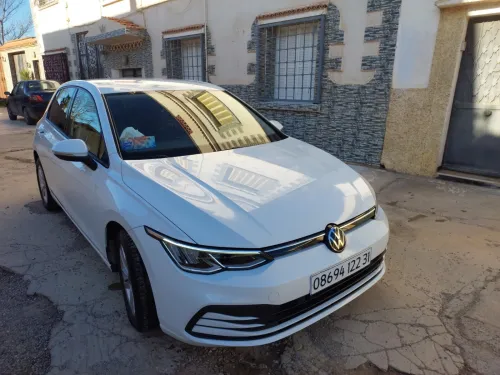 Volkswagen Golf 8 2022 Life Plus