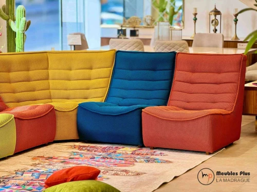 SALON L COZY 7 BANQUETTES