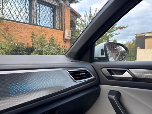 Volkswagen T-Roc 2025 R-Line 