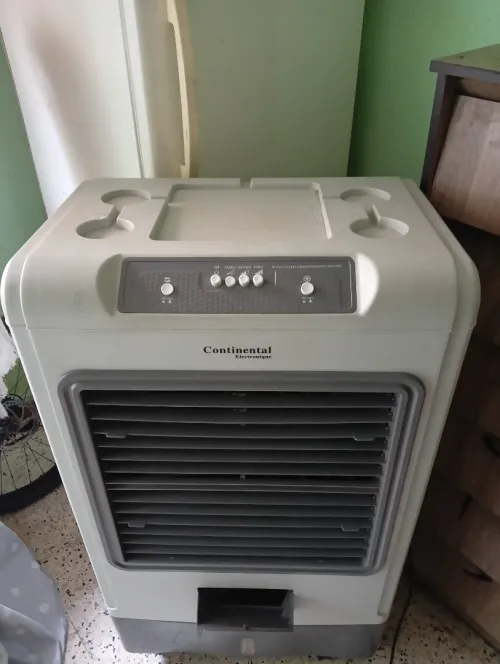 Climatiseur mobile continental كليماتزور متنقل بحالة جيدة