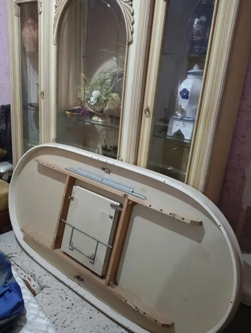 صالونجودة رفيعة كومبلي ايطالي الصنع بمادة شبه عاج