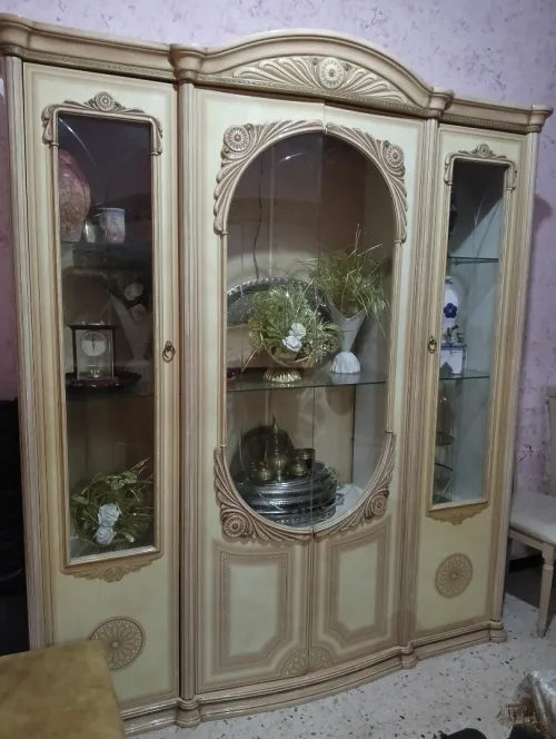 صالونجودة رفيعة كومبلي ايطالي الصنع بمادة شبه عاج