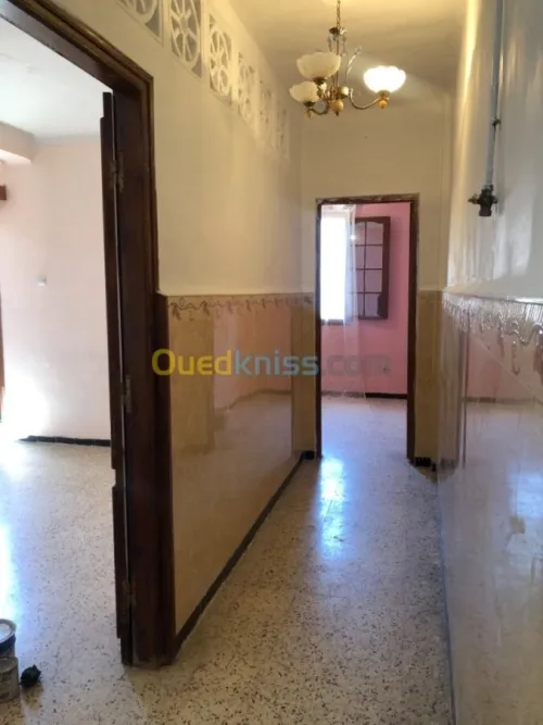 Location Appartement F2 Alger Ain taya