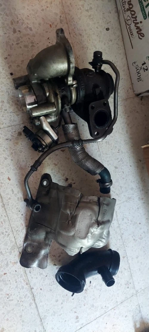 Bloc et pièces moteur 1.6 hdi un seul arbre à cames