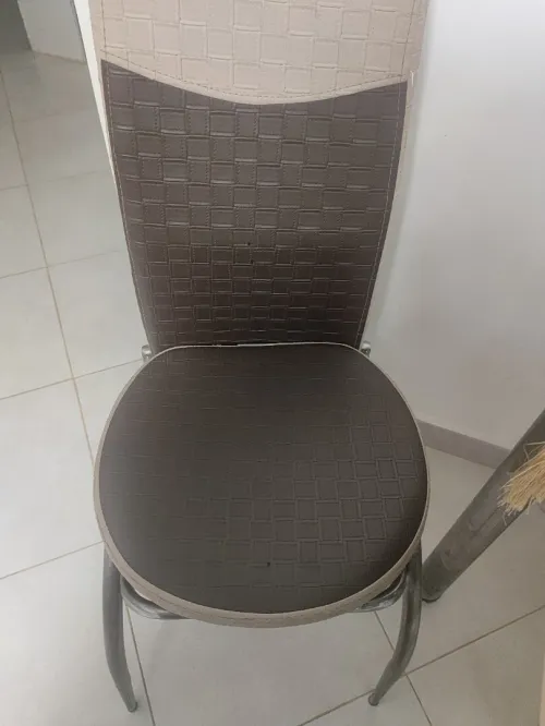 Des tables a vendre 