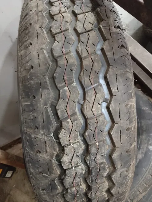 pneu 215/70r15c