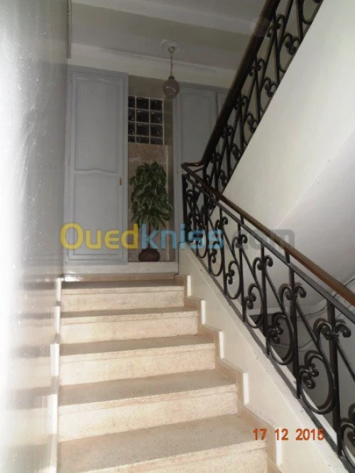 Location vacances Appartement F3 Alger El achour