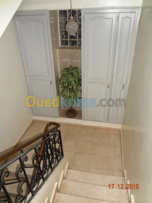 Location vacances Appartement F3 Alger El achour