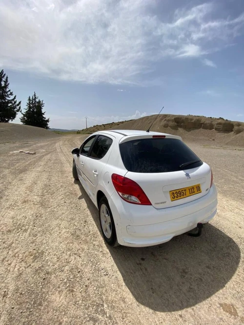 Peugeot 207 2012 