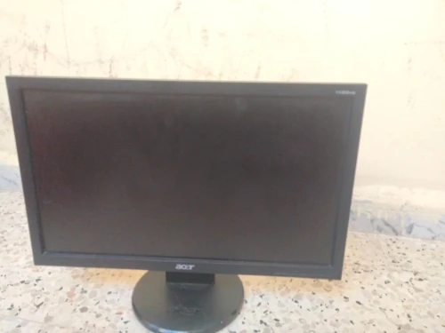 Ecran basic Acer V193HQ