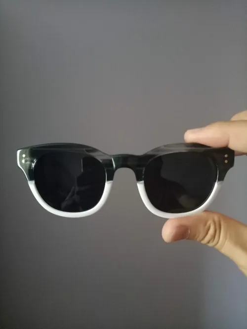 Lunettes de soleil femmes 