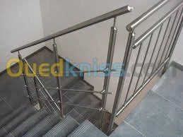 les rampes d'escaliers en inox 