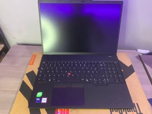  Lenovo ThinkPad T16 Gen ultra 7