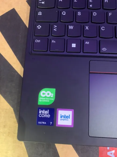  Lenovo ThinkPad T16 Gen ultra 7