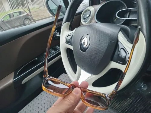 LUNETTES FEMMES CLASSE IMPORTATION