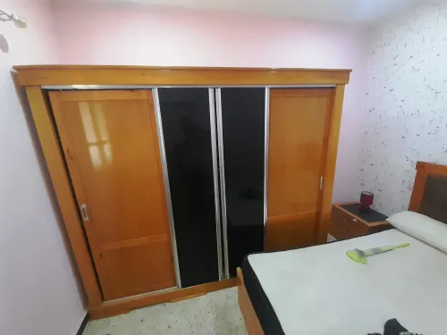 Chambre à coucher (bois rouge 1 choix) bon ocasion