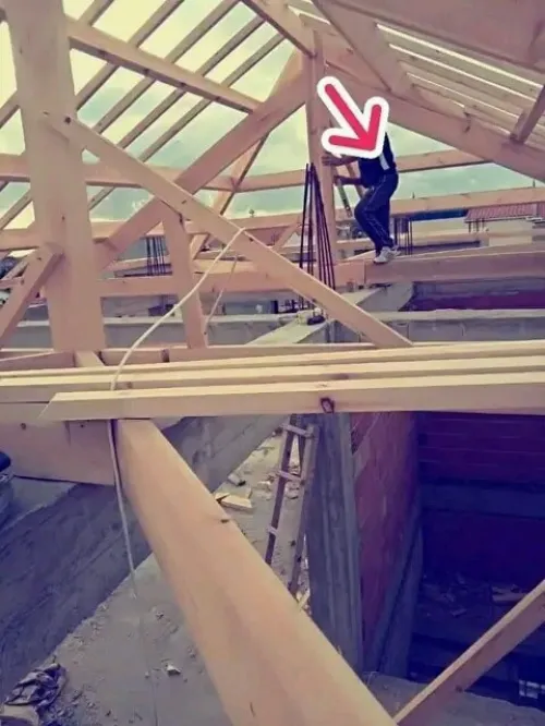 Charpente en bois AMINE AMRANI