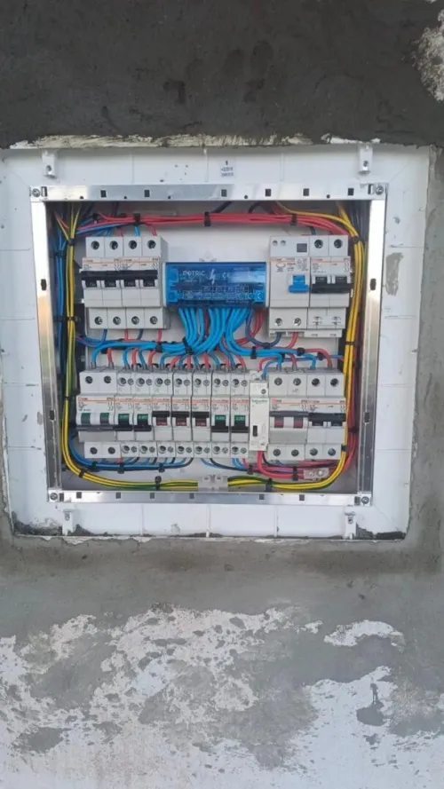 électricien oran (كهربائي-إليكتريسيان) électricien bâtiment