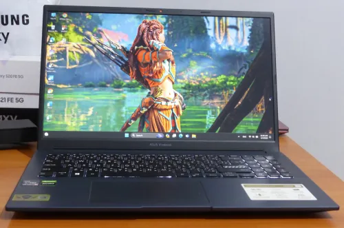 PC = Asus Vivobook Pro 15 OLED