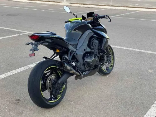 Kawasaki Z1000 sauvage 2012