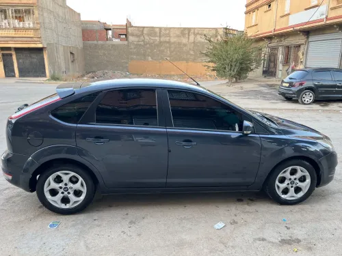 Ford Focus 5 portes 2011 Focus 5 portes