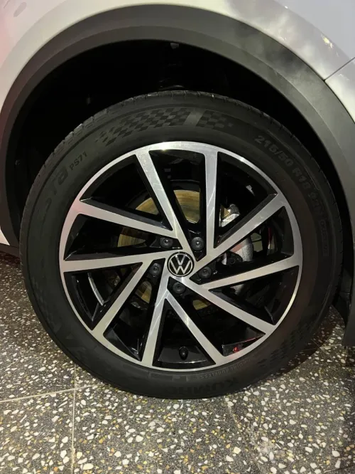 Volkswagen T-Roc 2025 R-Line 