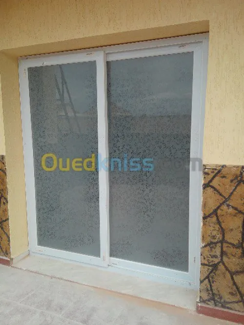 menuiserie en PVC (portes et fenêtres)
