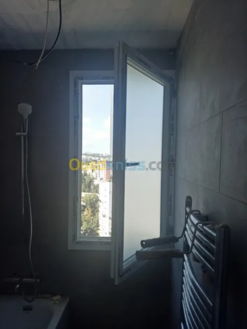 menuiserie en PVC (portes et fenêtres)