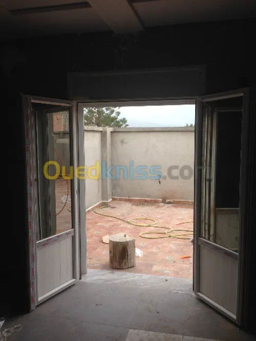 menuiserie en PVC (portes et fenêtres)