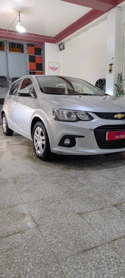 Chevrolet Sonic 2017 1.2 16v 00peinture comme neuf