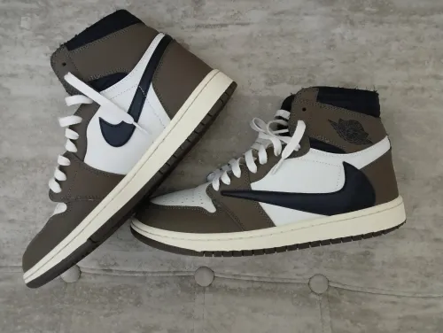 Air jordan travis scott pointure 43