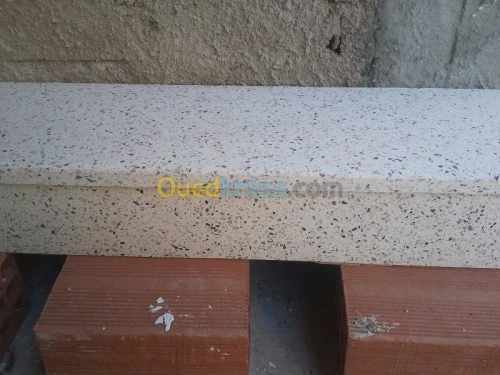 ARTISAN EN MARBRE GRANIT ET GRANITO