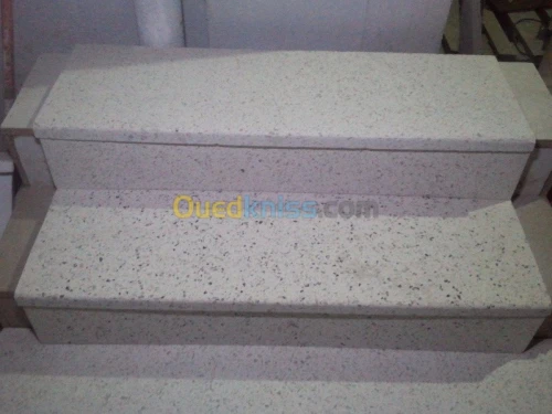 ARTISAN EN MARBRE GRANIT ET GRANITO