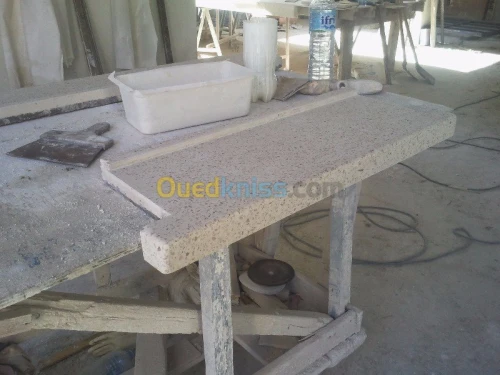 ARTISAN EN MARBRE GRANIT ET GRANITO