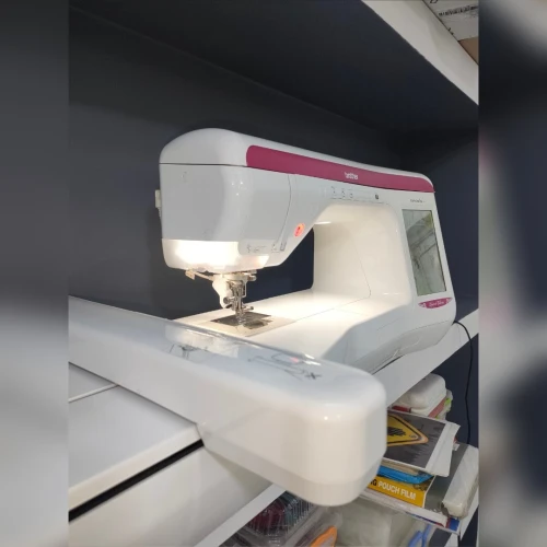 Machines à broder