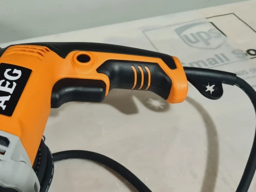 Perforateur électrique SDS-Plus 28mm 1010W 2.8J - AEG KH 28 super XE double mandrin 