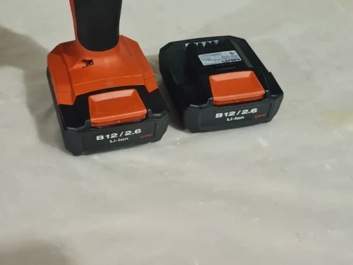 Scie sabre compact sans fil 12V 2.0Ah - HILTI SR 2-A12 (BL)
