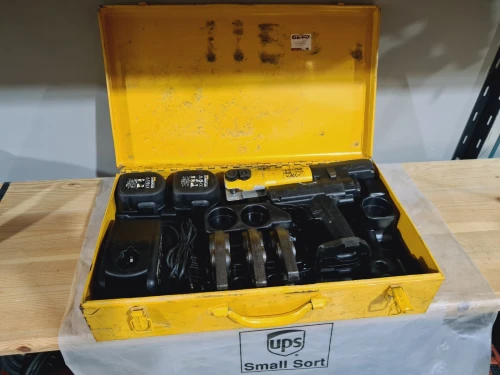 Sertisseuse sans fil REMS mini-press 14.4V TH16-20-26 (2021-Germany)