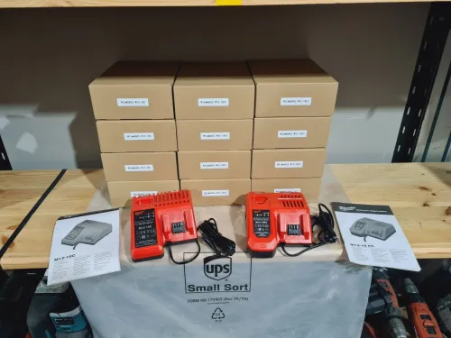 Chargeurs multi-voltage 12V-18V MILWAUKEE M12-18C / M12-18FC (normal-rapide)